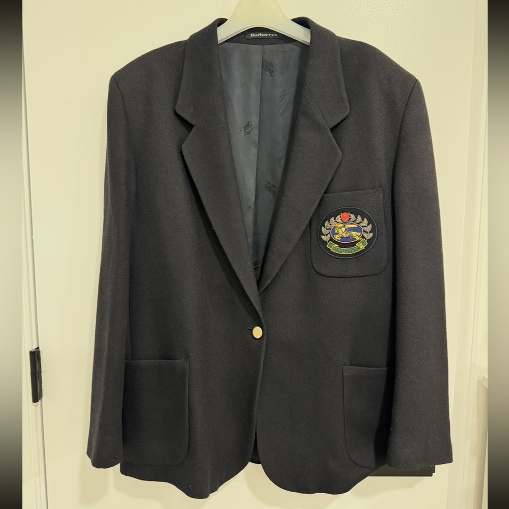Burberry wool blazer (amazing condition!)